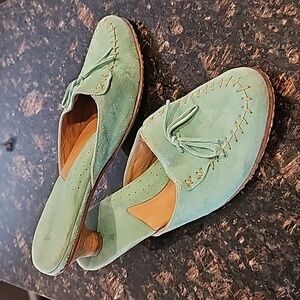 Bølo slip on soft belle suede bacless loafer sz 8